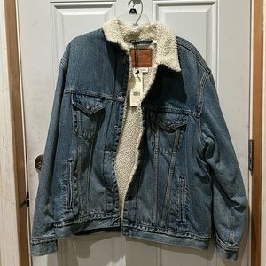 Brand new Levi’s Sherpa
